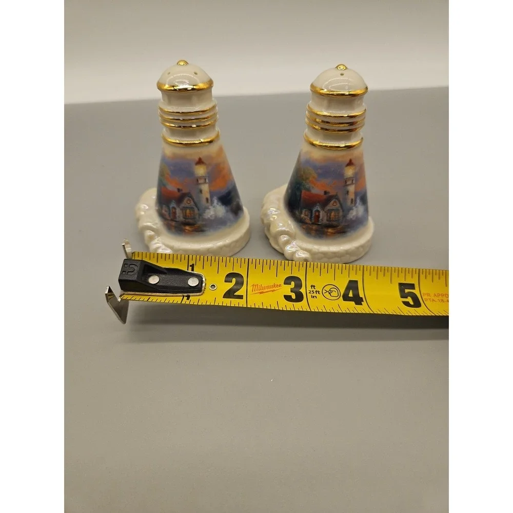 Lenox Thomas Kinkade‎ Collection Lighthouse Salt & Pepper Shakers 3